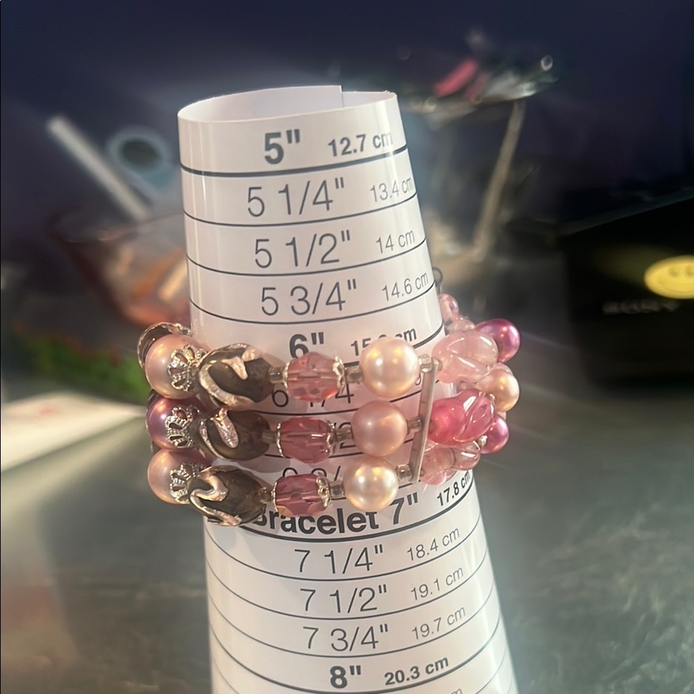 Vibrant Pink and black Beaded Bracelet